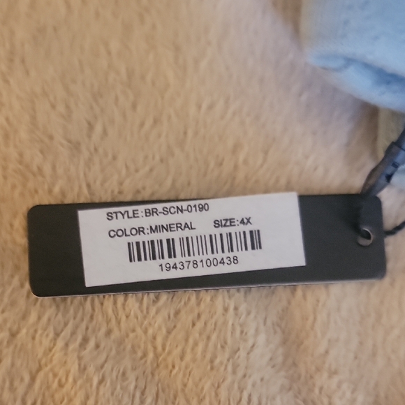 SKIM Light Green Scoop Bralette - Picture 3 of 3